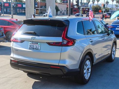 Used 2023 Honda CR-V LX image 5