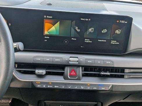 Used 2025 Kia K4 LXS image 16