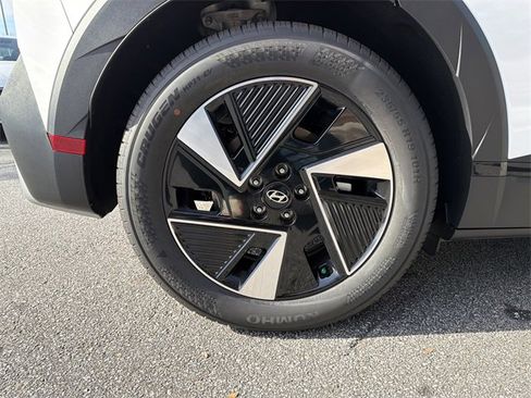 New 2026 Hyundai Ioniq 5 SE image 17