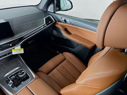 New 2026 BMW X5 M60i image 25