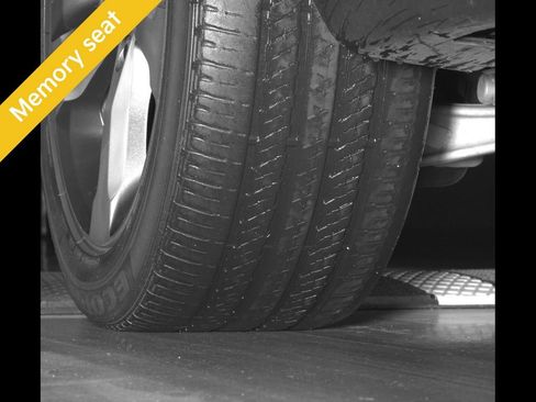 Used 2021 Jeep Grand Cherokee L Limited AWD/4WD image 14