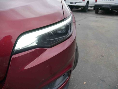 Used 2019 Jeep Cherokee Latitude w/ Popular Appearance Group image 20