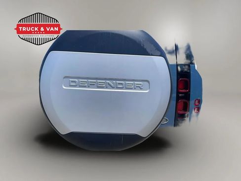 Used 2021 Land Rover Defender 110 SE AWD/4WD image 53