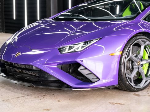 Used 2023 Lamborghini Huracan EVO RWD image 4