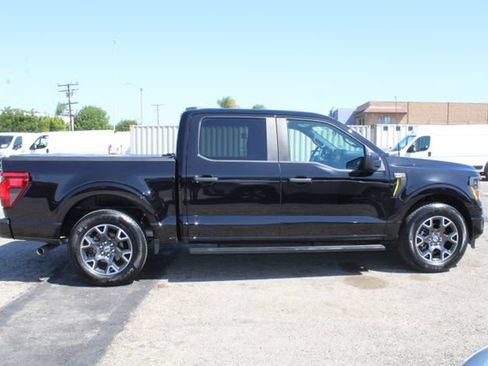 Used 2025 Ford F150 STX w/ Equipment Group 200A RWD image 3