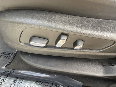 Certified 2025 Cadillac XT5 Premium Luxury image 21