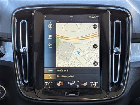 Used 2019 Volvo XC40 T5 Momentum image 13