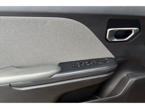 Used 2025 Kia K4 EX FWD image 11