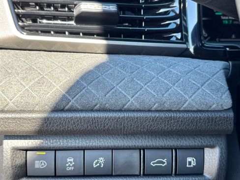 Used 2026 Toyota Camry XLE image 29