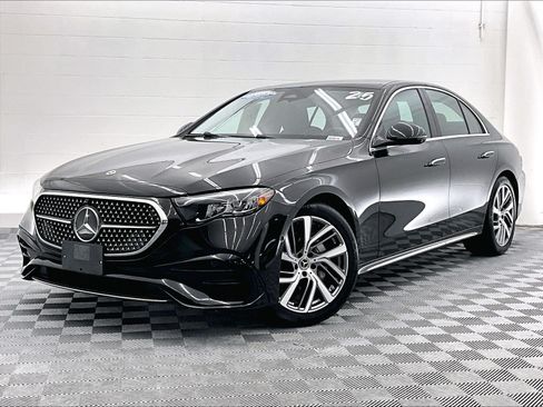 Certified 2025 Mercedes-Benz E 350 4MATIC Sedan image 13