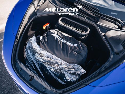 Used 2024 McLaren 750S Spider image 34