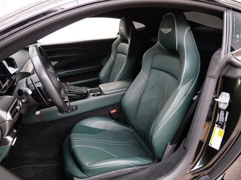 Used 2025 Aston Martin V8 Vantage image 23