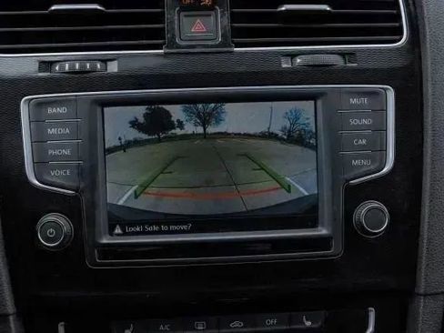 Used 2016 Volkswagen GTI SE w/ Lighting Package (SEL) image 28