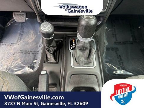 Used 2024 Jeep Wrangler Unlimited w/ Convenience Group AWD/4WD image 26