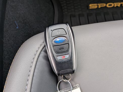 Used 2022 Subaru Crosstrek 2.5i Sport w/ Moonroof Package image 38