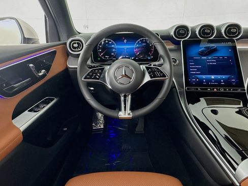 New 2026 Mercedes-Benz GLC 300 image 4