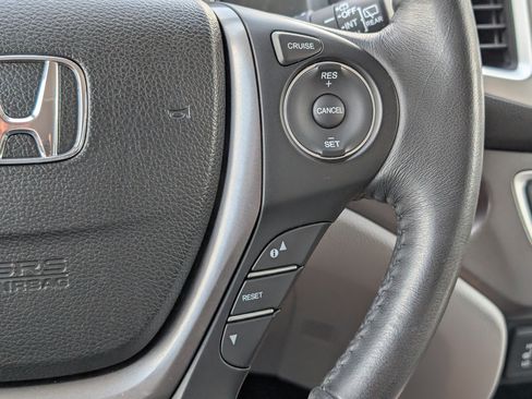 Used 2017 Honda Pilot EX-L image 17