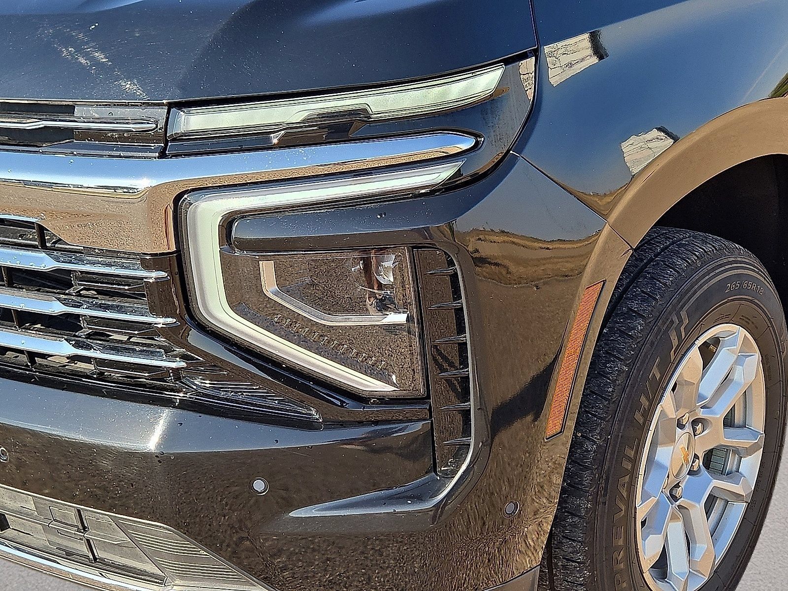 Used 2025 Chevrolet Tahoe LT AWD/4WD image 9