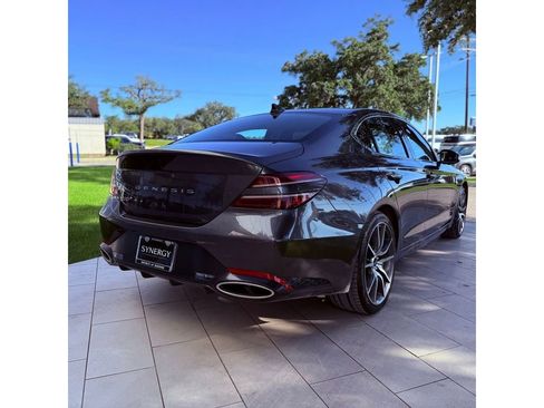 Used 2025 Genesis G70 2.5T RWD image 28
