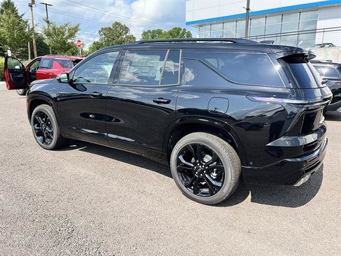 New 2027 Chevrolet Traverse RS w/ LPO, Floor Liner Package AWD/4WD image 3
