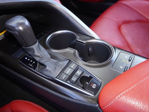 Certified 2021 Toyota Camry XSE image 19