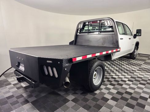 Used 2023 Chevrolet Silverado 3500 W/T w/ WT Fleet Convenience Package image 8