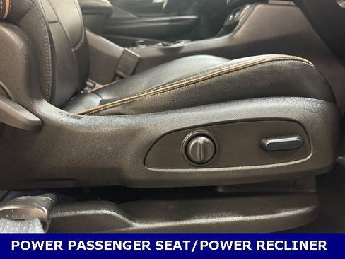 Used 2024 GMC Terrain AT4 image 38