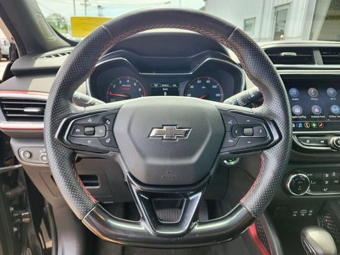 Used 2023 Chevrolet TrailBlazer RS w/ Convenience Package FWD image 26