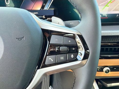 New 2026 BMW 330i xDrive Sedan w/ Convenience Package image 38