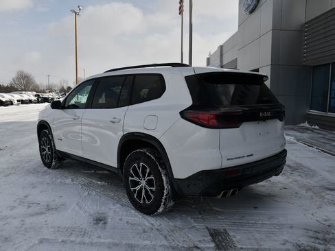 Used 2024 GMC Acadia AT4 w/ Luxury Package image 4