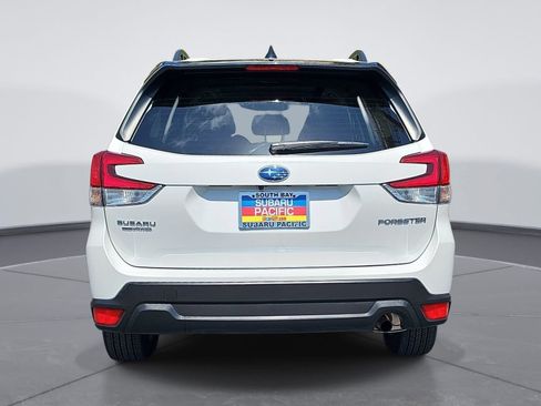 Certified 2024 Subaru Forester Premium AWD/4WD image 4