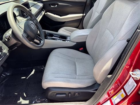 Certified 2023 Honda Accord EX image 18