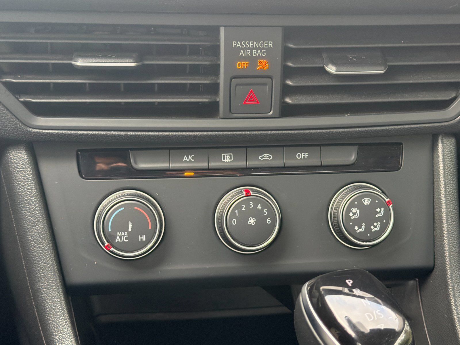 Used 2024 Volkswagen Jetta S FWD image 19
