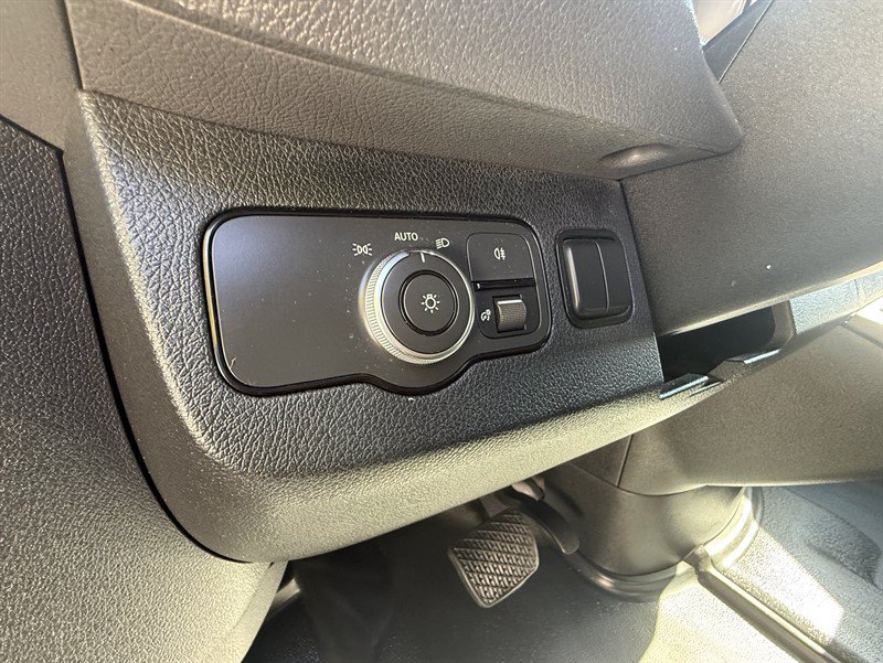 Used 2019 Mercedes-Benz Sprinter 144 image 16