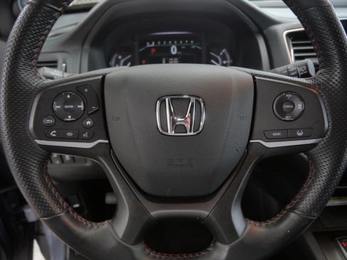 Used 2022 Honda Passport TrailSport image 25