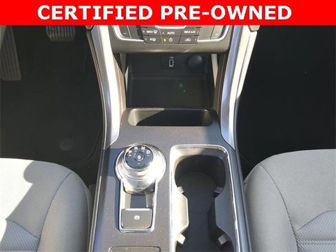 Certified 2017 Ford Fusion SE w/ Fusion SE Technology Package image 20