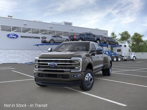 New 2026 Ford F450 Platinum w/ Platinum Plus Package AWD/4WD image 2
