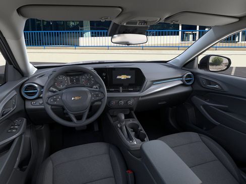 New 2026 Chevrolet Trax LS image 15