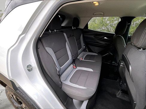 Used 2023 Chevrolet TrailBlazer LT AWD/4WD image 25