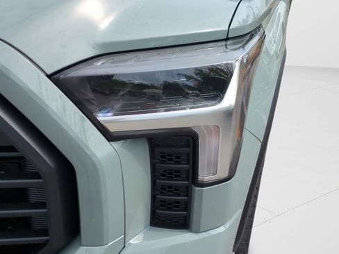 New 2026 Toyota Tundra Limited AWD/4WD image 9