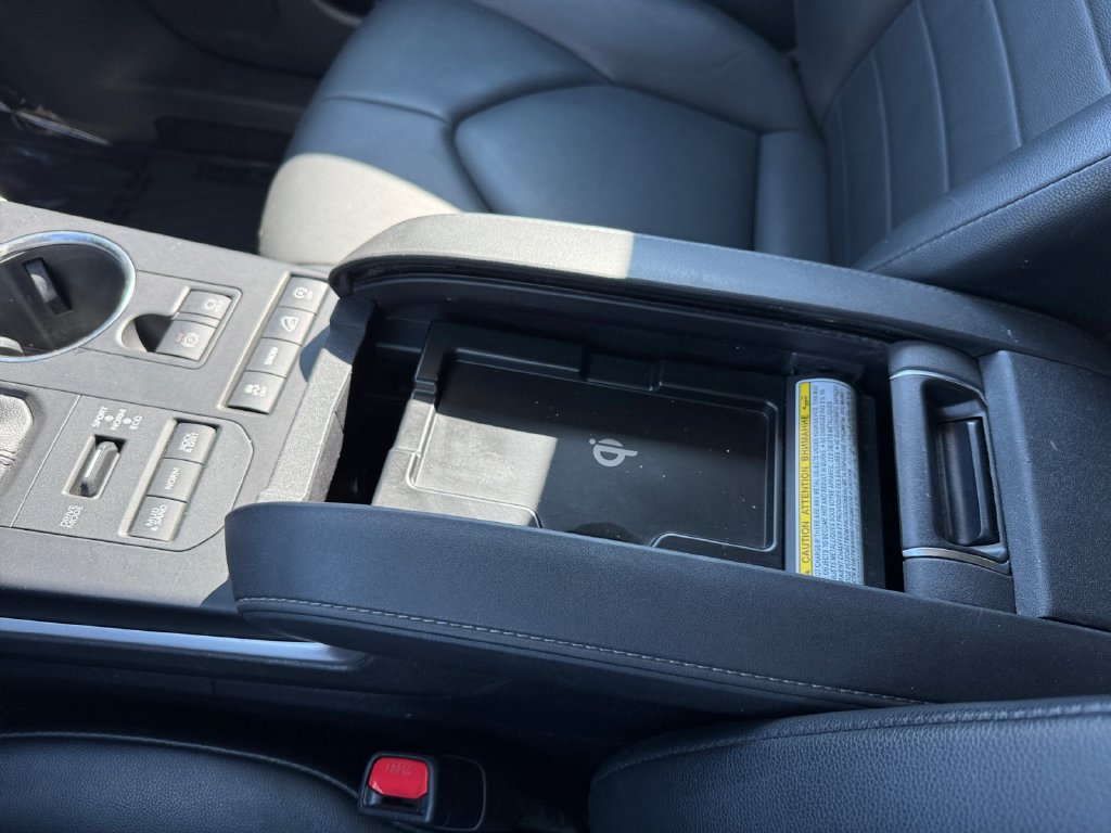 Certified 2021 Toyota Highlander XLE AWD/4WD image 28