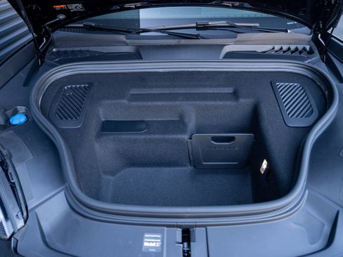 New 2026 Porsche Macan 4 Electric AWD/4WD image 32