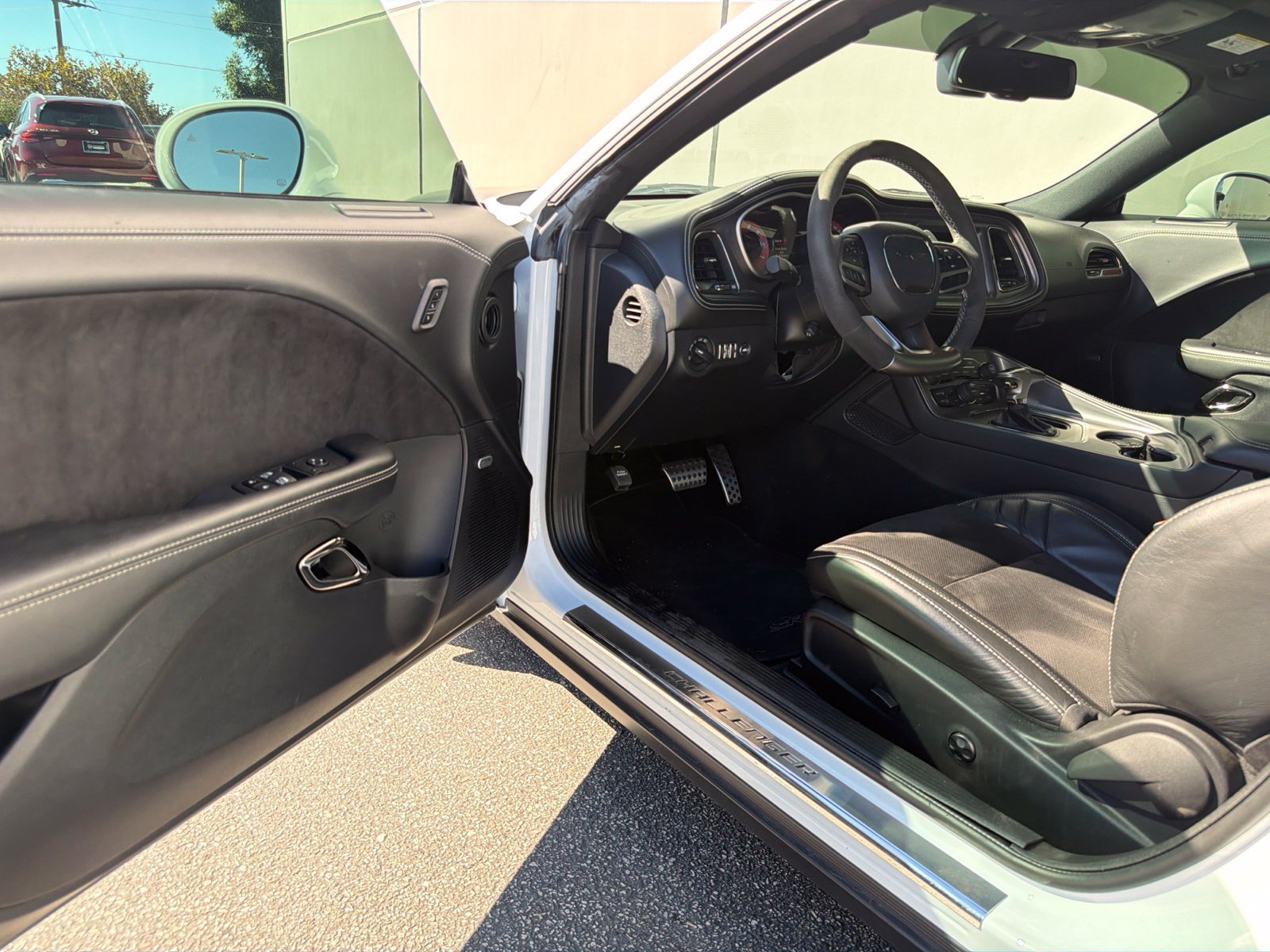 Used 2023 Dodge Challenger SRT Hellcat RWD image 8