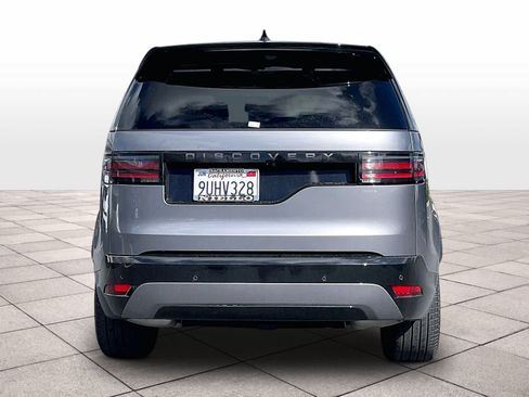 Used 2025 Land Rover Discovery Dynamic SE AWD/4WD image 7