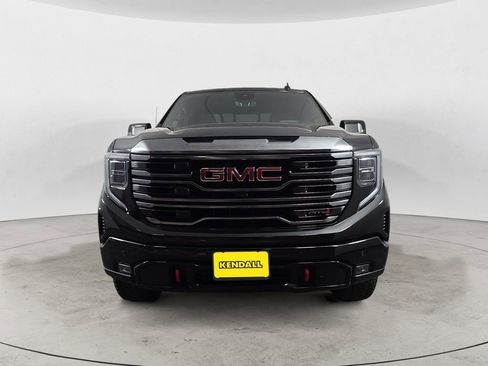 Used 2024 GMC Sierra 1500 AT4 w/ Technology Package image 8