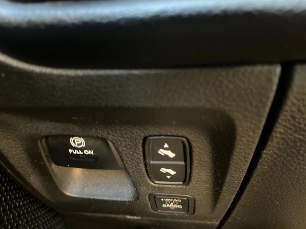 Used 2019 RAM 1500 Big Horn AWD/4WD image 23