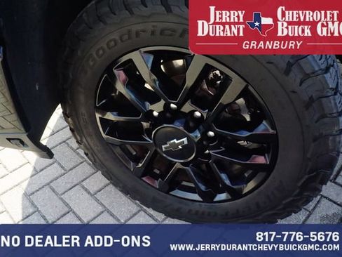 Used 2025 Chevrolet Silverado 2500 LTZ w/ Trail Boss Package AWD/4WD image 9