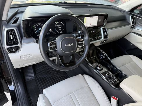 Used 2022 Kia Sorento AWD SX Prestige Plug-In Hybrid image 15