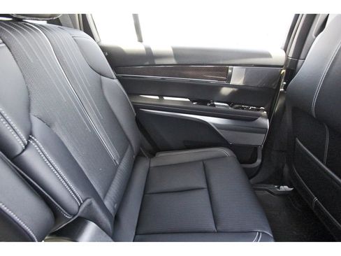 New 2027 Cadillac Vistiq Luxury AWD/4WD image 11