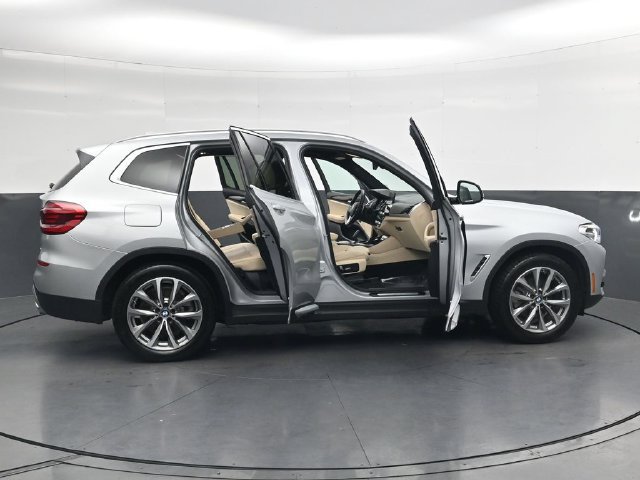 Used 2019 BMW X3 sDrive30i w/ Premium Package RWD image 39